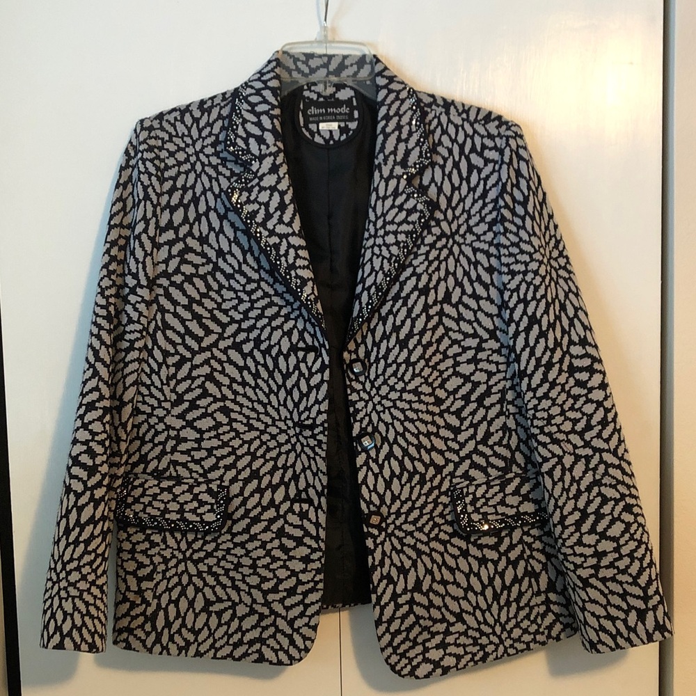 Elim Mode Navy & Light Gray Blazer with sparkly details. See size chart in photo